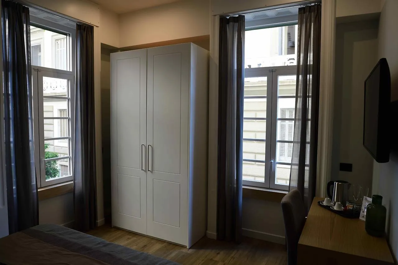 Gasthof 50 Suite Guesthouse Neapel